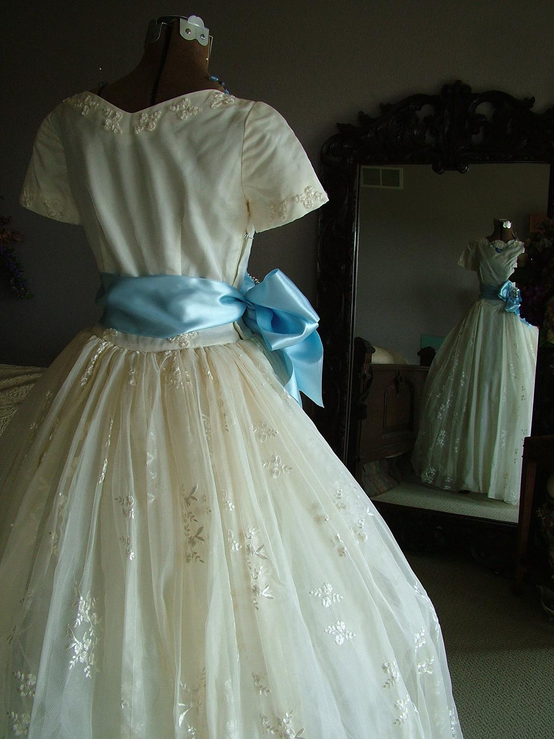 1950s Wedding Dress Vintage