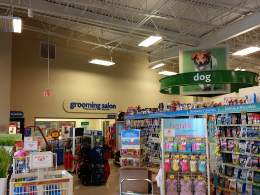 Pet Supply Store «PetSmart», reviews and photos, 2801 Pine Lake Rd, Lincoln, NE 68516, USA