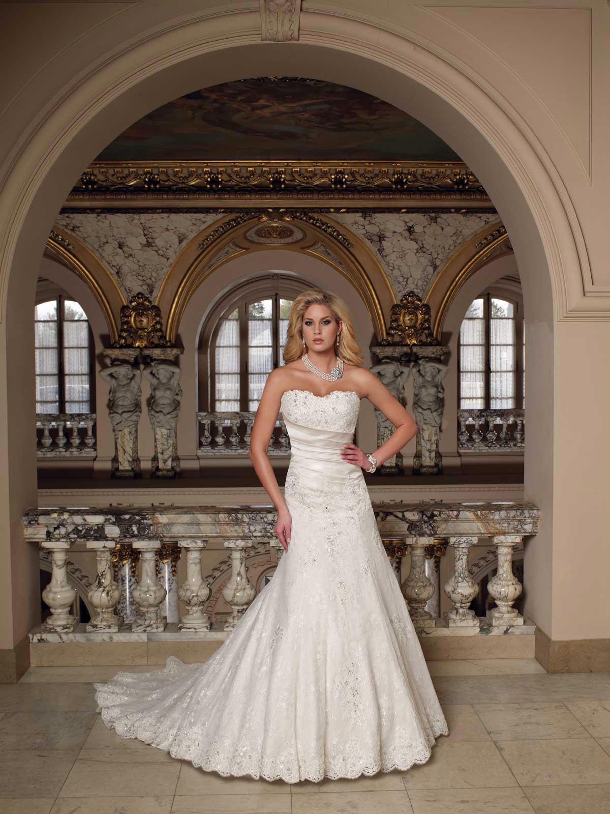 Luxurious Wedding Gowns A-line