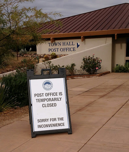 Post Office «US Post Office», reviews and photos, 6401 E Lincoln Dr, Paradise Valley, AZ 85253, USA