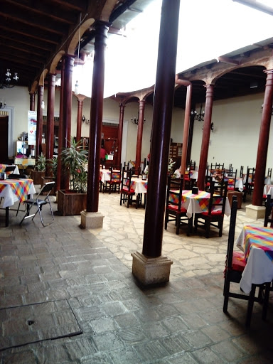Restaurante Cancún, 2a. Calle Sur Pte., San José, 30000 Comitán de Domínguez, Chis., México, Restaurante de comida para llevar | CHIS