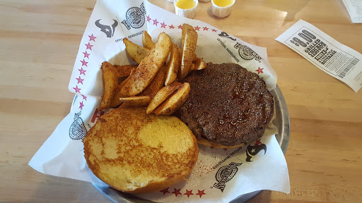 Hamburger Restaurant «Fuddruckers», reviews and photos, 4360 Kingwood Dr, Humble, TX 77339, USA