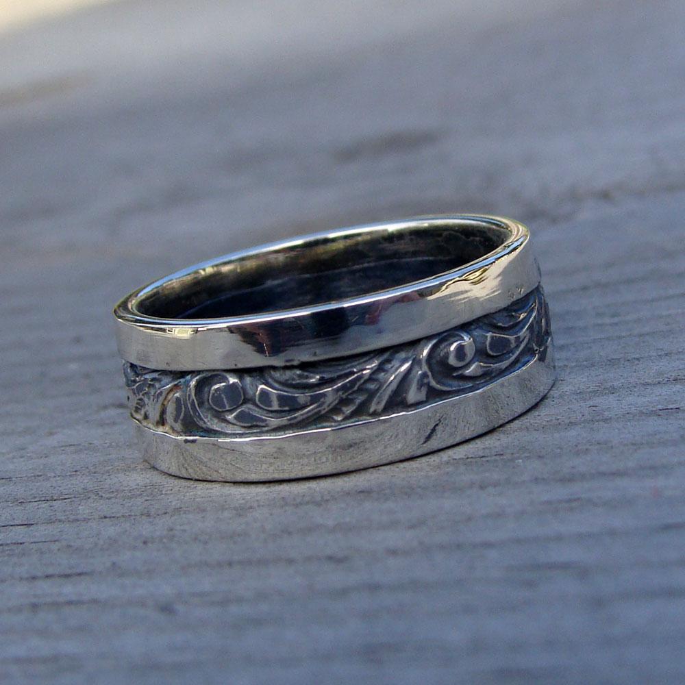 wedding band scrolling