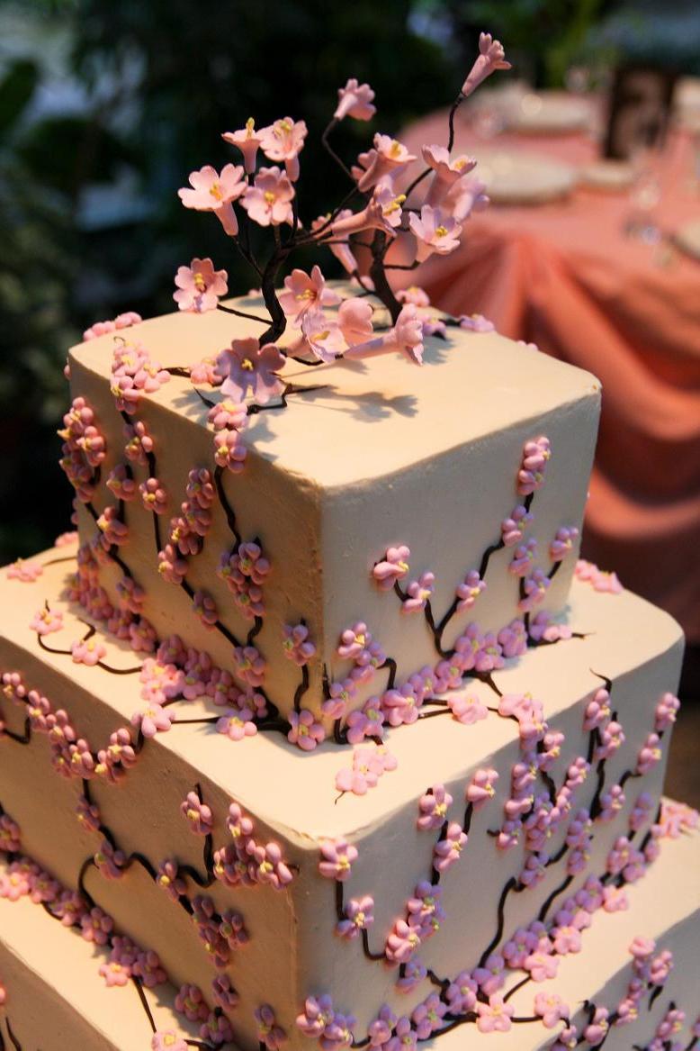 cherry-blossom-wedding-cake-