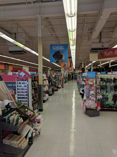 Pet Supply Store «Petco Animal Supplies», reviews and photos, 801 W Lake Ave, Peoria, IL 61614, USA