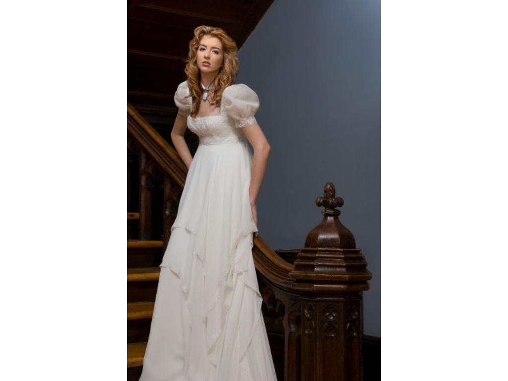 Juliet wedding dress