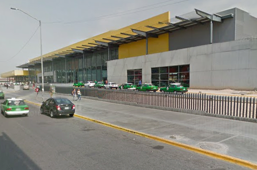 Central de autobuses de Monterrey., Calle Ebanos, Cabecera Municipal (Apodaca), Apodaca Centro, 66600 Cd Apodaca, N.L., México, Parada de autobús | NL