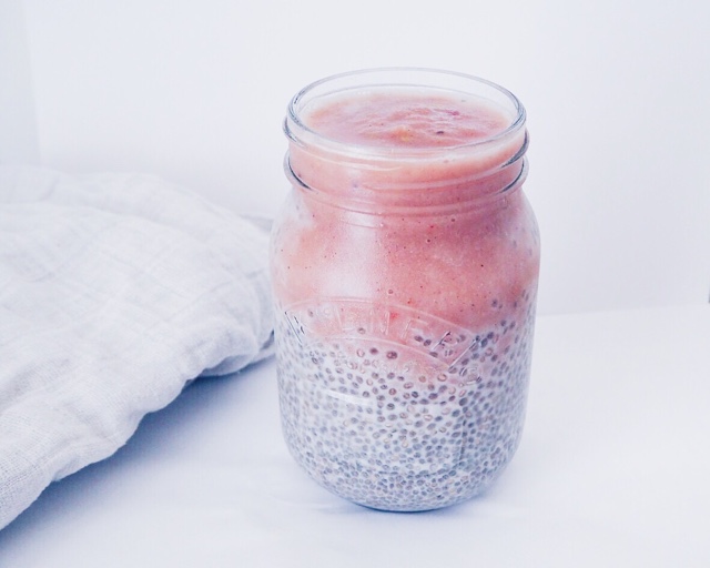 chia pudding, maquii berry, clean eating, food detox