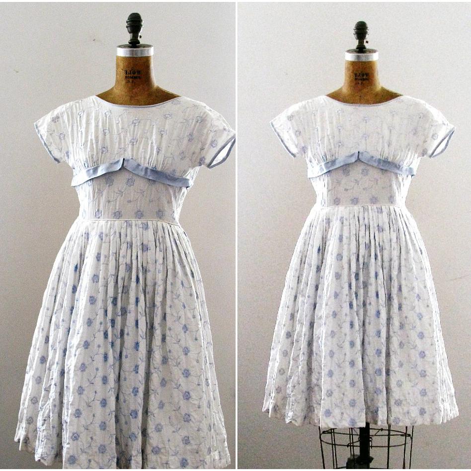 SALE vintage 1950s dress