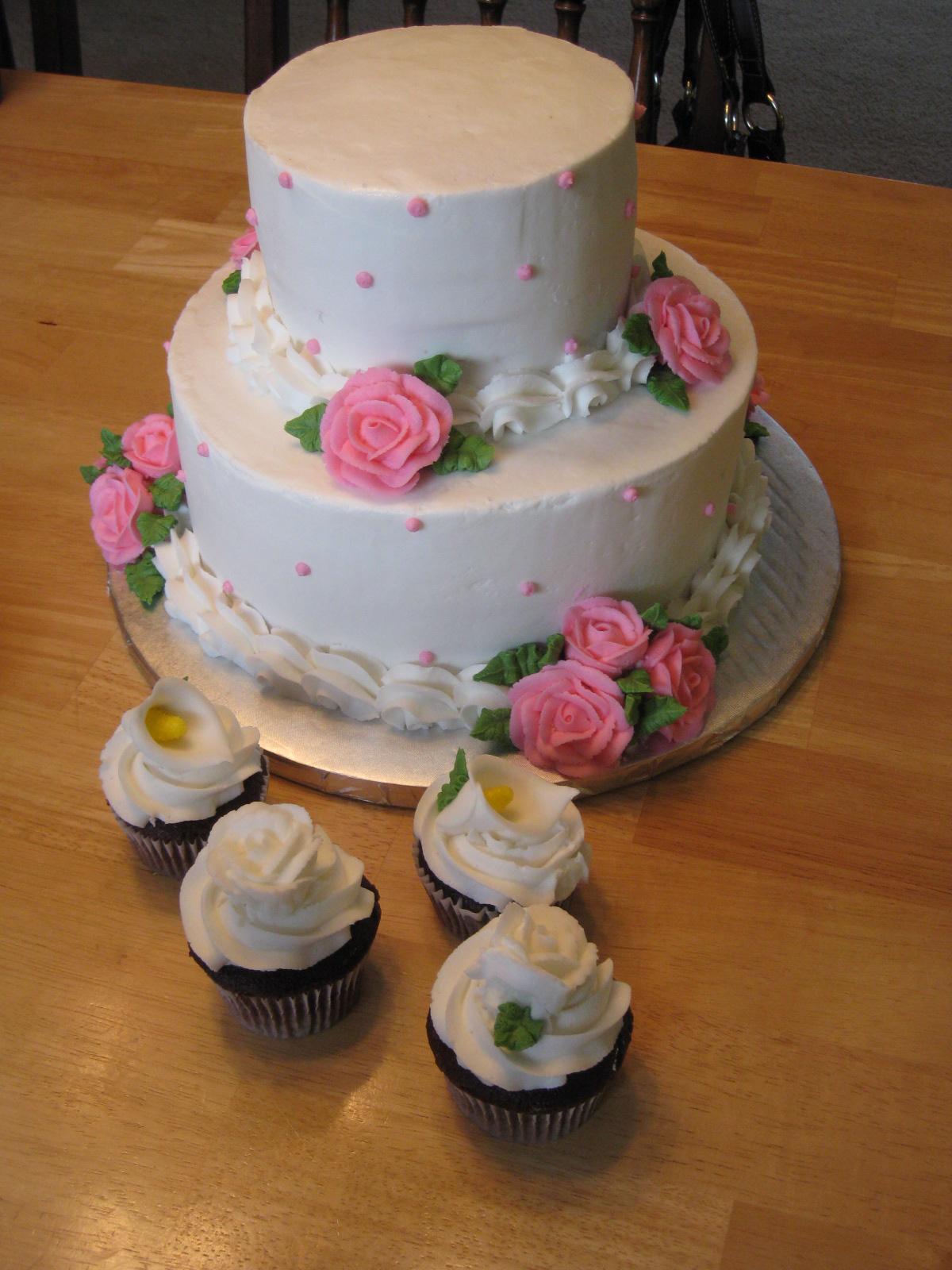 14. Pretty pink wedding cake