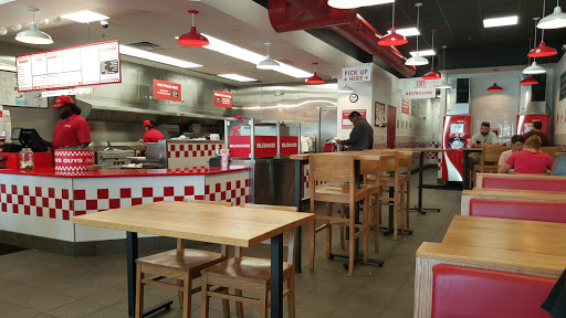 Fast Food Restaurant «Five Guys», reviews and photos, 255 W Main St, Avon, CT 06001, USA