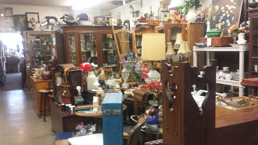 Thrift Store «Cheap Vintage», reviews and photos, 25408 Narbonne Ave, Lomita, CA 90717, USA