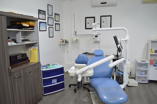 Clínica Dental Odontología Especializada, Av Victoria 1845, Las Rosas, 35090 Gómez Palacio, Dgo., México, Pediatra | DGO