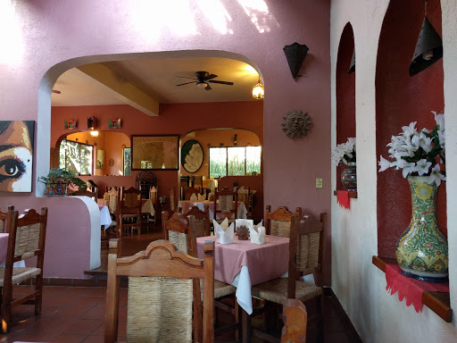 Restaurant Axitla, Av. Tepozteco S/N, Barrrio La Purisima, 62520 Tepoztlán, Mor., México, Restaurante | MOR