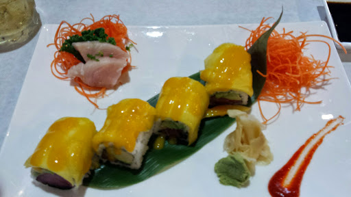 Chinese Restaurant «KISSHO Asian Bistro & Sushi Bar», reviews and photos, 6823 E Broad St, Columbus, OH 43213, USA