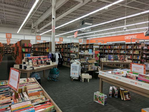 Used Book Store «2nd & Charles», reviews and photos, 12747 Jefferson Ave, Newport News, VA 23602, USA