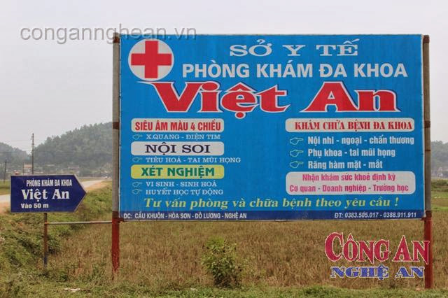 Biển quảng cáo của Phòng khám Đa khoa Việt An  có thêm nhiều chuyên khoa không được cấp phép