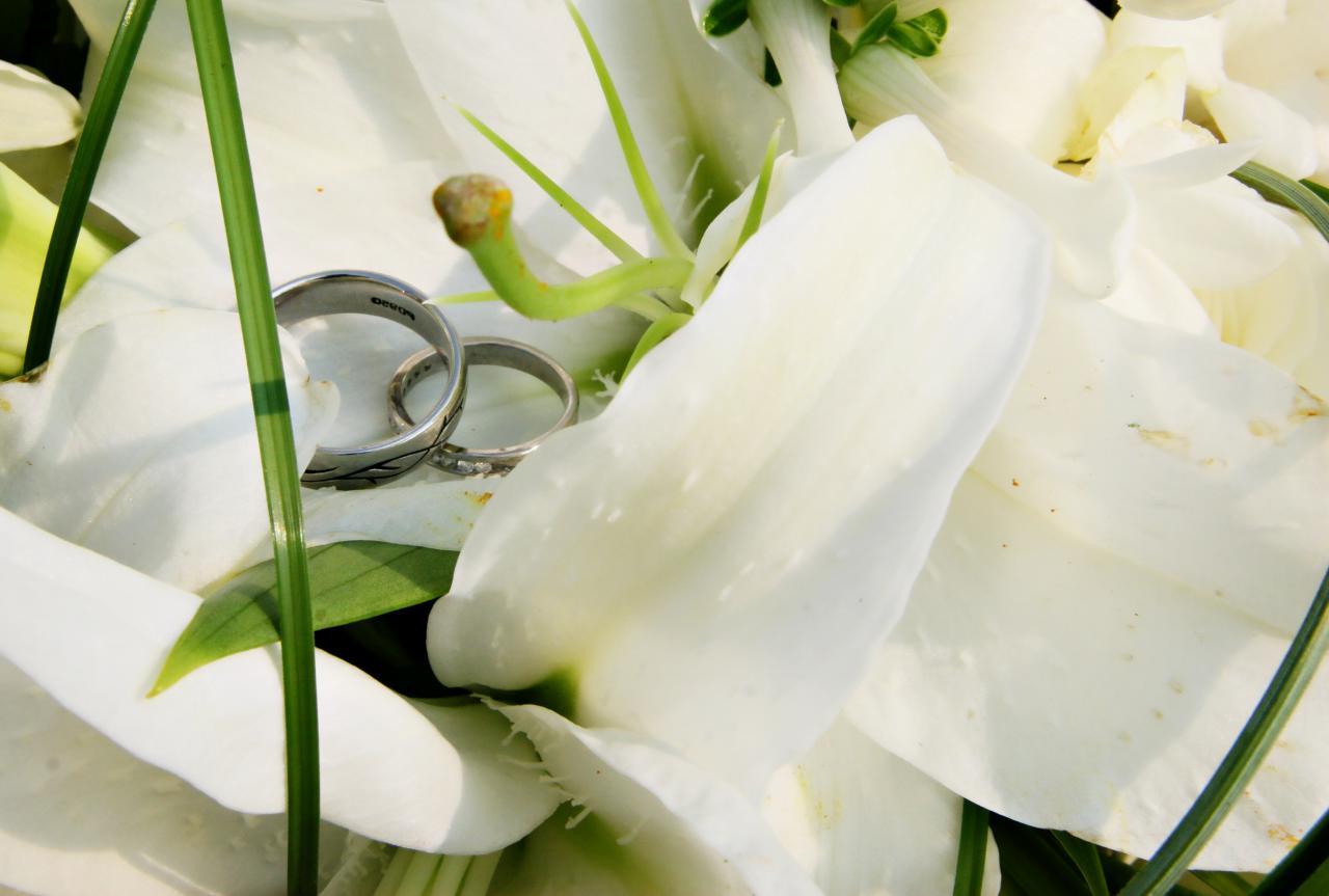 Flowers And Ring Art Wedding