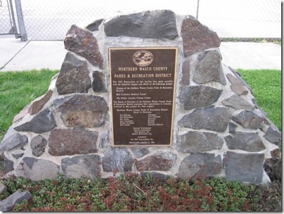 IMG_9501 Plaque at Thompson Park in The Dalles, Oregon on October 20, 2009