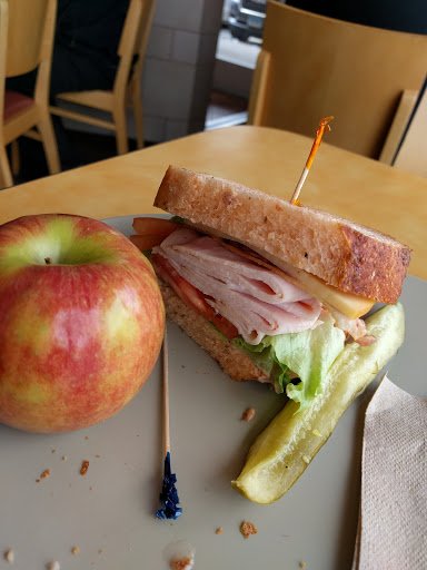 Sandwich Shop «Panera Bread», reviews and photos, 920 Wolcott St, Waterbury, CT 06705, USA