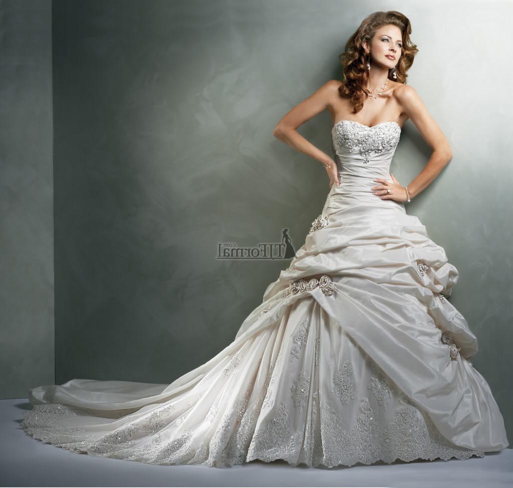 WEDDING DRESSES 2010