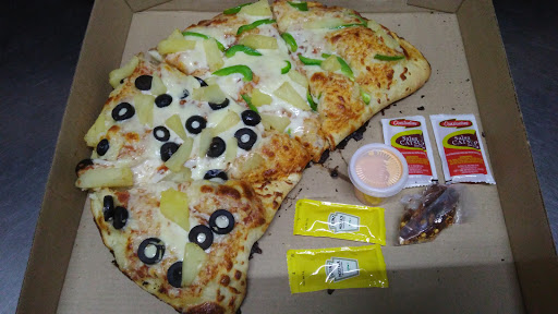 Los Jarros Pizza, Avenida Real de los sauces 1305, Paseos del Valle, 45403 Tonalá, Jal., México, Restaurante italiano | CHIS