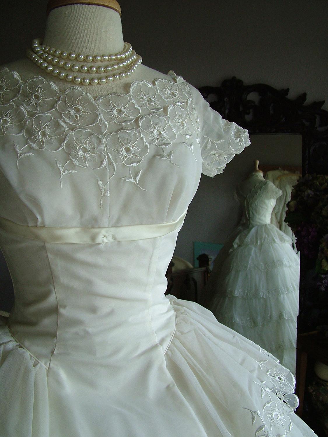 1950s Vintage wedding dress