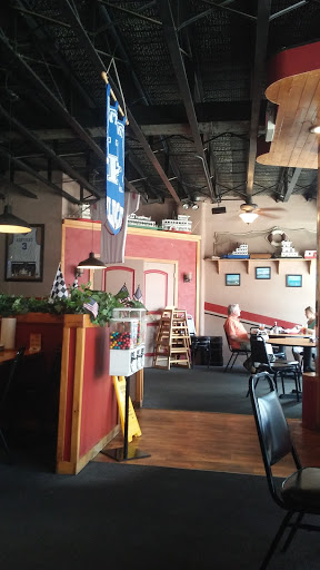 Restaurant «Down On Main Street», reviews and photos, 508 Main St, Carrollton, KY 41008, USA