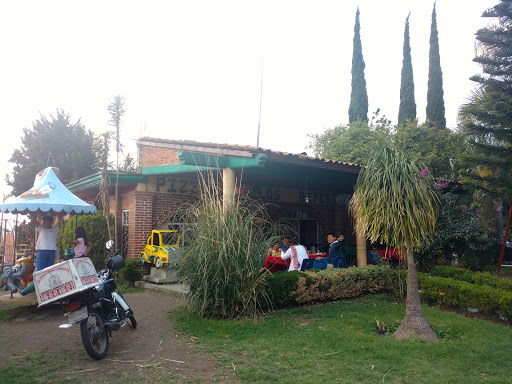 Pizzería Restaurante Los Reyes, Carretera Tochimilco 2, La Magdalena Axocopan, 74365 Atlixco, Pue., México, Pizza a domicilio | PUE