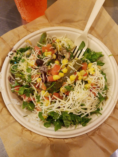 Mexican Restaurant «QDOBA Mexican Eats», reviews and photos, 12376 S Apopka Vineland Rd, Orlando, FL 32836, USA