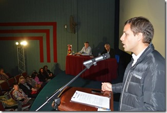 Juan Pablo de Jesús, intendente de la Municipalidad de La Costa en el Cine California de Mar de Ajó