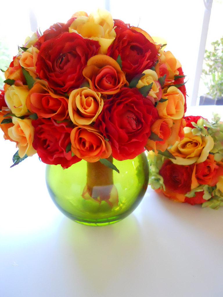 red combo bridal bouquet