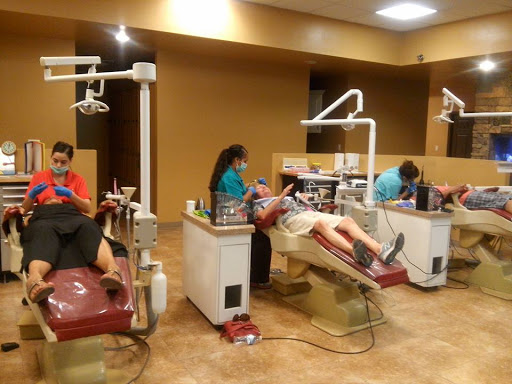 Orthodontic Dental Services / Laser Tech MedSpa, Av Álvaro Obregón 200, Fundó Legal, Centro, 84030 Nogales, Son., México, Sauna | SON