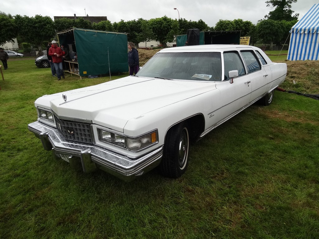 [2015.05.31-005%2520Cadillac%255B4%255D.jpg]