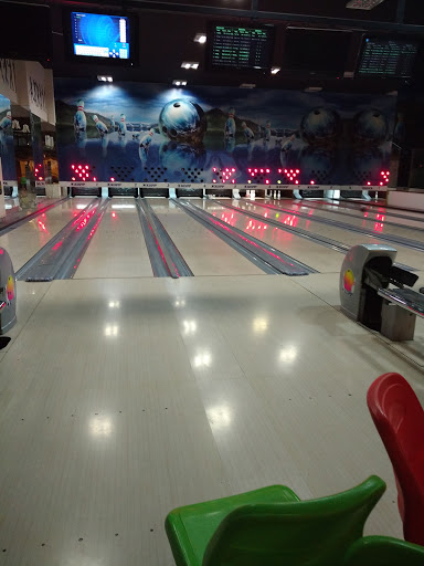 BBbowling, Av. Gabriel Zanette, 1455 - Próspera, Criciúma - SC, 88815-070, Brasil, Entretenimento, estado Santa Catarina