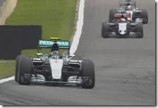 Nico Rosberg vince il gran premio del Brasile 2015