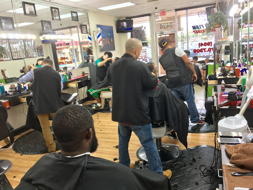 Barber Shop «Latin Flow barbershop», reviews and photos, 2424 N University Dr, Sunrise, FL 33322, USA