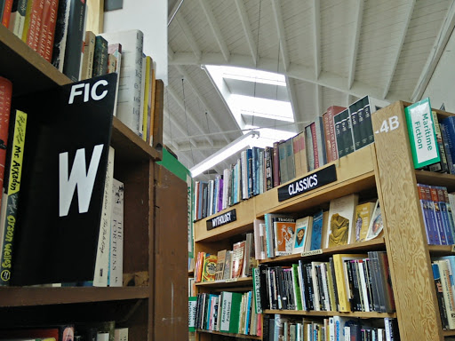 Book Store «Walden Pond Bookstore», reviews and photos, 3316 Grand Ave, Oakland, CA 94610, USA