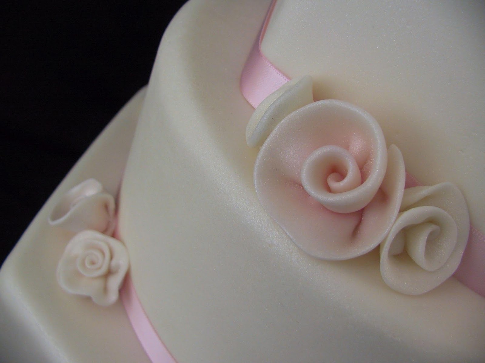 Fondant Wedding Cake Pink