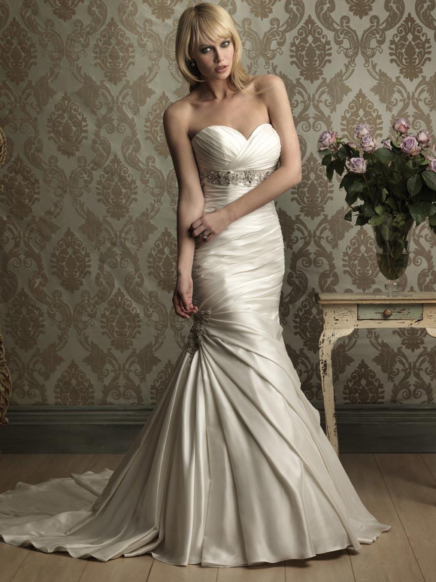 Wedding Dress.  389.99