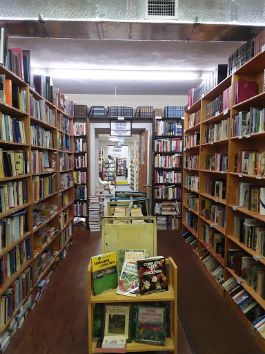 Book Store «Family Book Shop», reviews and photos, 1301 N Woodland Blvd, DeLand, FL 32720, USA