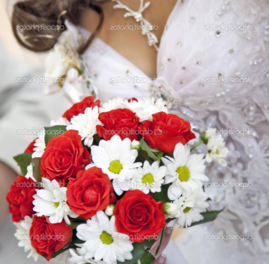 red roses wedding flowers