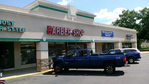 Barber Shop «Parkdale Barber Shop», reviews and photos, 5900 Bosque Blvd # 305, Waco, TX 76710, USA
