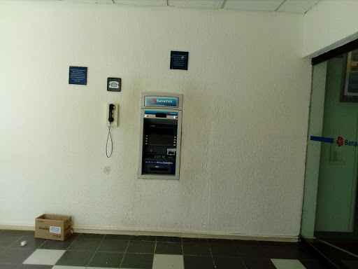 ATM/Cajero Banamex, Primera Avenida Sur Pte. 37, Centro, 29930 Yajalón, Chis., México, Cajeros automáticos | CHIS