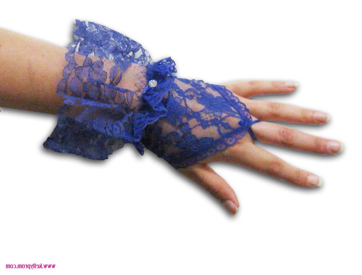 Lace Wrist Length Gauntlet