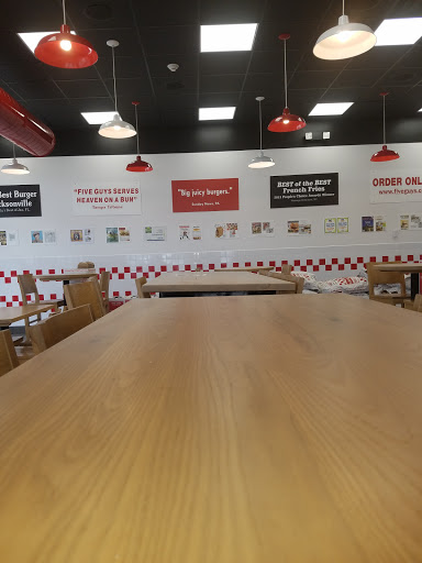 Fast Food Restaurant «Five Guys», reviews and photos, 1705 Norman Dr, Valdosta, GA 31601, USA