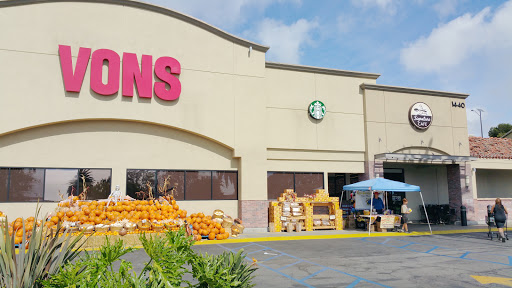 Grocery Store «Vons», reviews and photos, 1440 W 25th St, San Pedro, CA 90732, USA