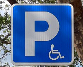 Tarjeta de estacionamiento única para las personas con discapacidad en la Comunidad