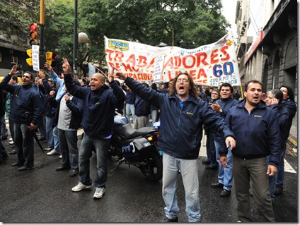 Trabajadores linea 60