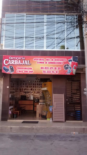 Cerrajería Carbajal, Calle 5 de Mayo 311, Costa Real, 86600 Paraíso, Tab., México, Cerrajero | TAB